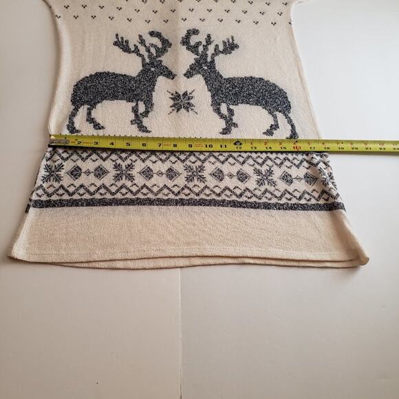 Forever 21 Sweater Large Reindeer Elbow Patches Navy Cream Nordic Holiday - Picture 9 of 13